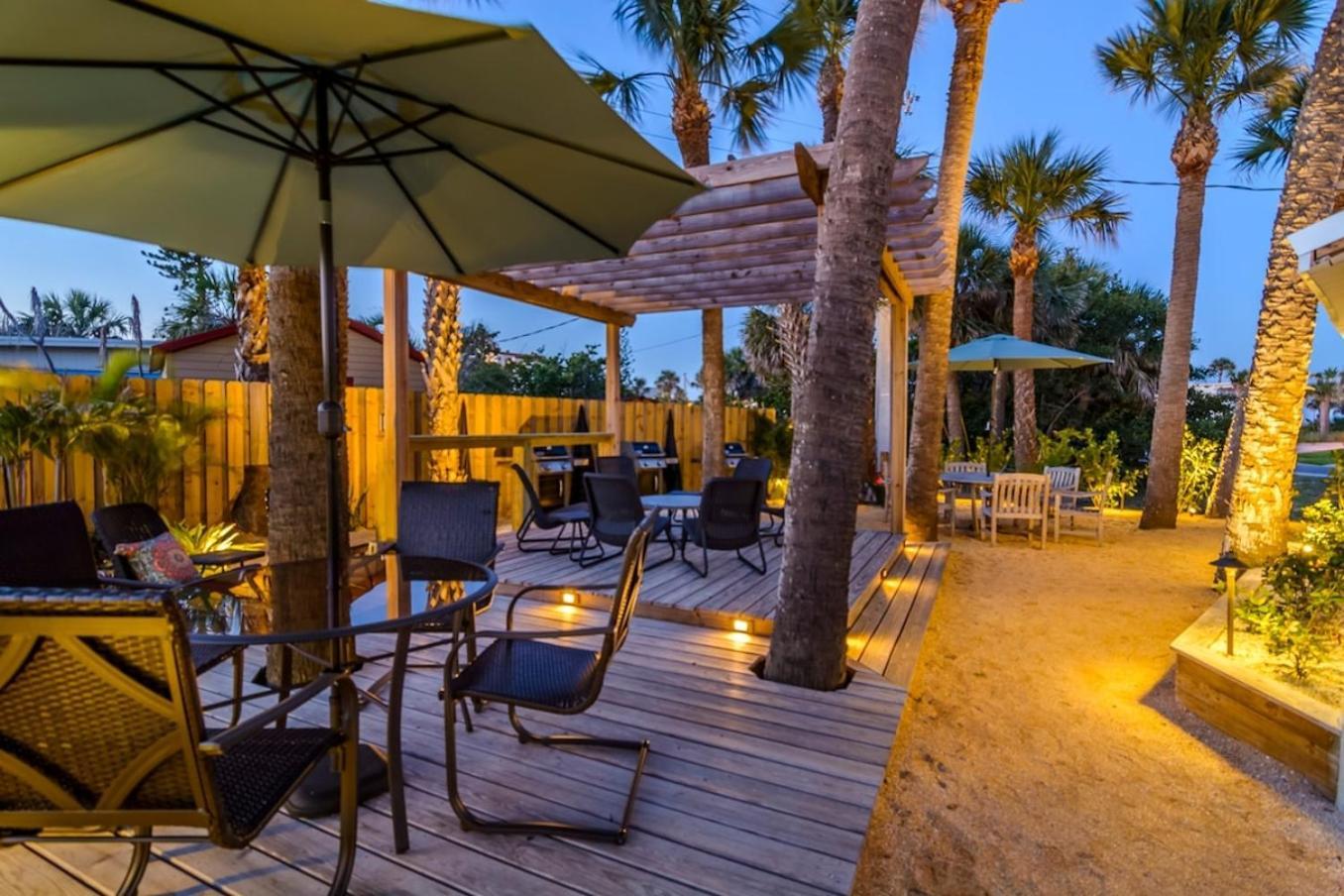 Boutique Vacation Rental Complex At Beach Cocoa Beach Ngoại thất bức ảnh