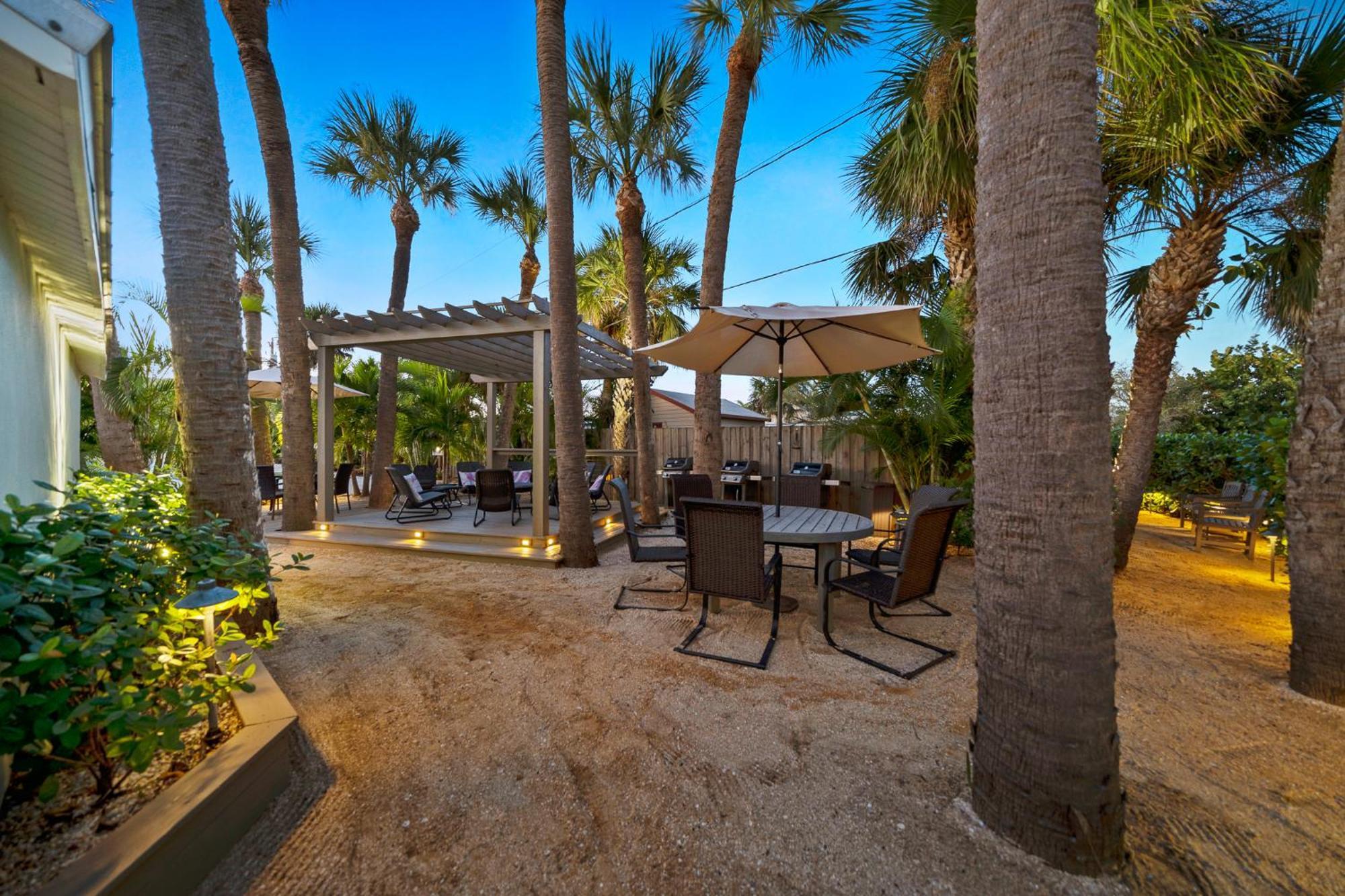 Boutique Vacation Rental Complex At Beach Cocoa Beach Ngoại thất bức ảnh