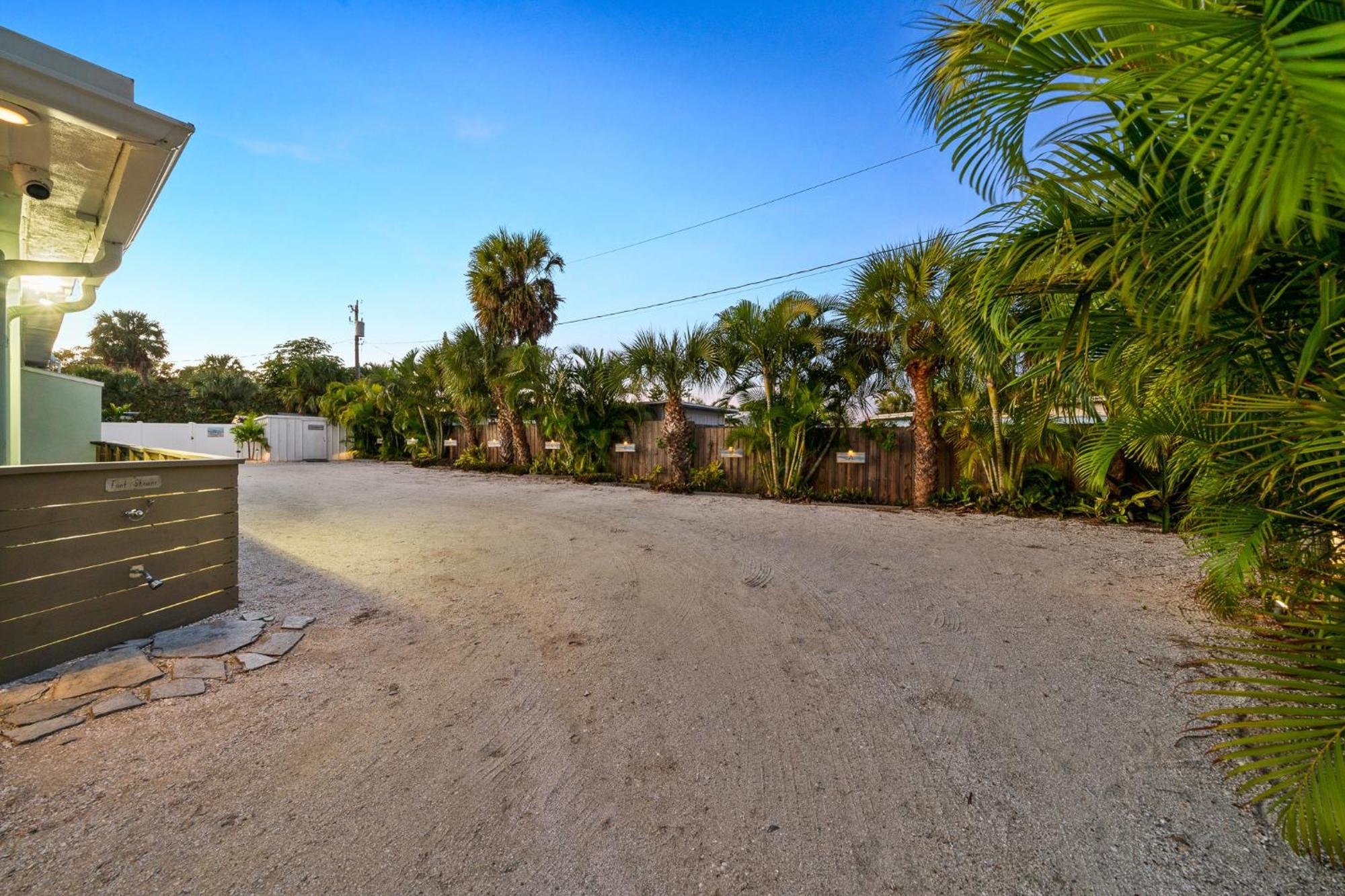 Boutique Vacation Rental Complex At Beach Cocoa Beach Ngoại thất bức ảnh